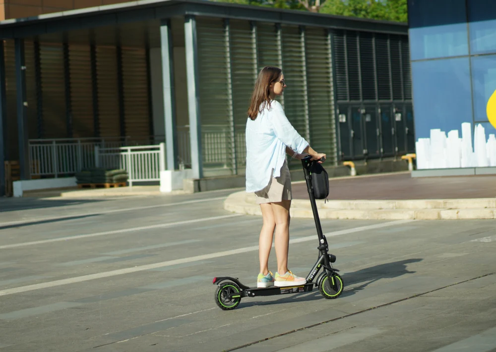 How to Choose the Perfect Commuter Electric Scooter for Adults